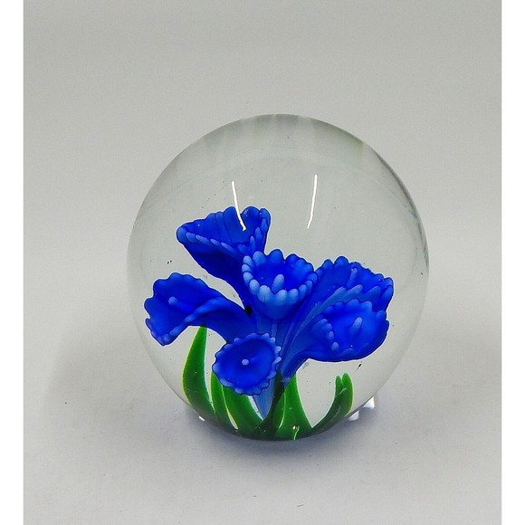 Dynasty Gallery Heirloom Collectibles Blue Flower Hand Blown Glass Paperweight - Picture 3 of 7